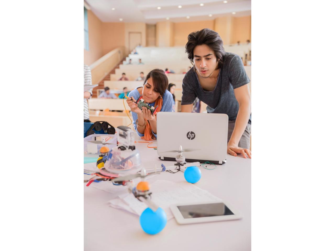 HP EliteBook x360 1030 G4 13.3" Touchscreen 2 in 1 Notebook - 1920 x 1080 - Core i5 i5-8265U - 16 GB RAM - 32 GB Optane Memory - 256 GB SSD - Windows 10 Pro 64-bit - Intel UHD Graphics 620 - In-p