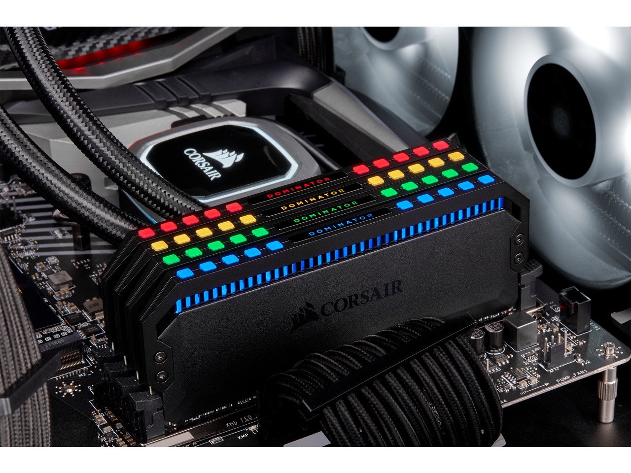 CORSAIR Dominator Platinum RGB 64GB (4 x 16GB) 288-Pin PC RAM DDR5 5600 (PC5 44800) Desktop Memory Model CMT64GX5M4B5600C36