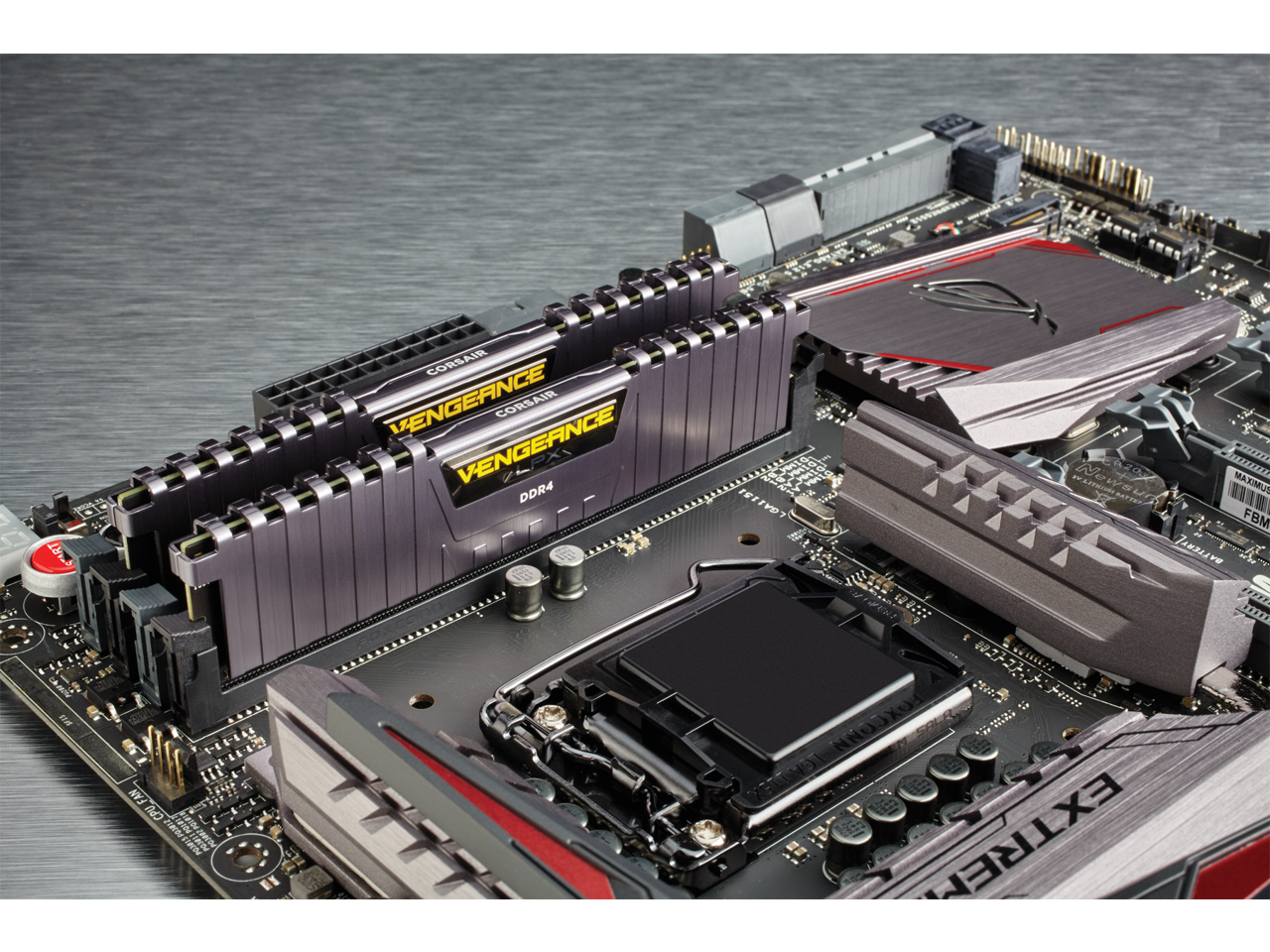 CORSAIR Vengeance LPX 16GB (2 x 8GB) 288-Pin PC RAM DDR4 3200 (PC4 25600) Desktop Memory Model CMK16GX4M2B3200C16S