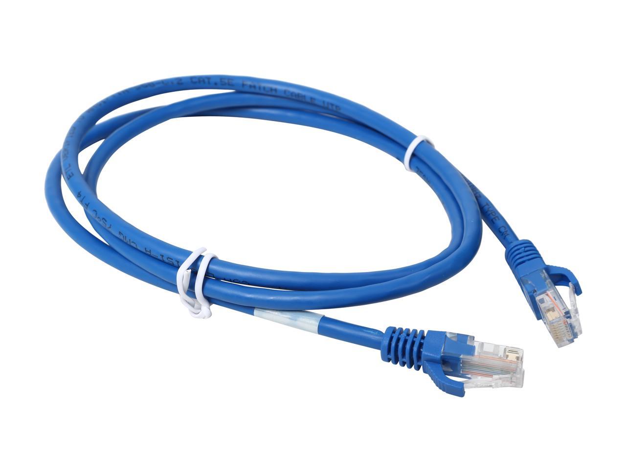 C2G 00393 Cat5e Cable - Snagless Unshielded Ethernet Network Patch Cable, Blue (4 Feet, 1.21 Meters)
