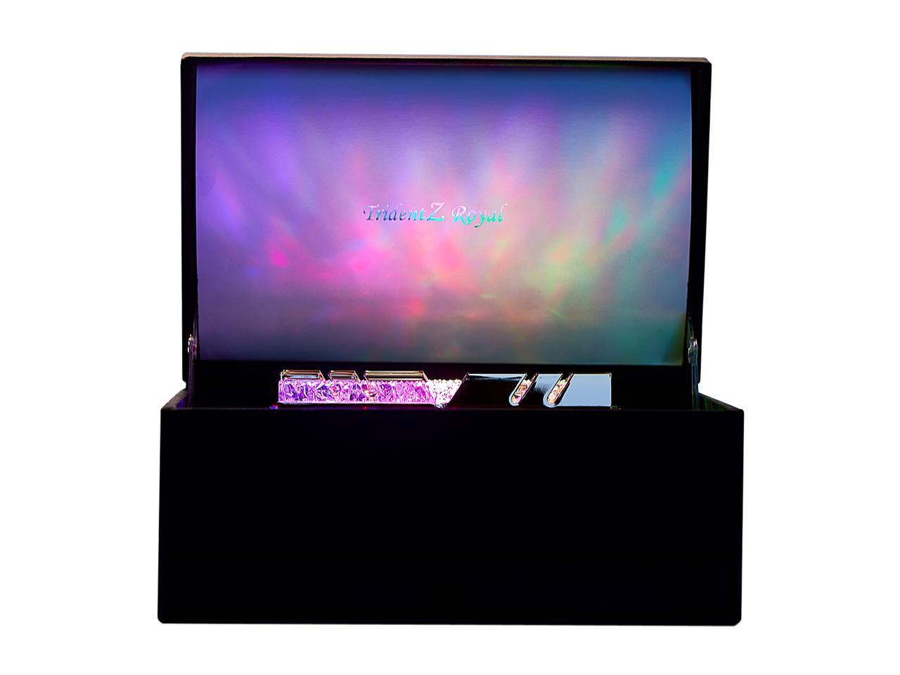 G.SKILL Trident Z Royal Series 32GB (4 x 8GB) 288-Pin DDR4 SDRAM DDR4 3600 (PC4 28800) Desktop Memory - Collector Edition Model F4-3600C17Q-32GTRSU