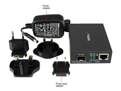 StarTech.com Gigabit Ethernet Fiber Media Converter with Open SFP Slot - Supports 10/100/1000 Networks