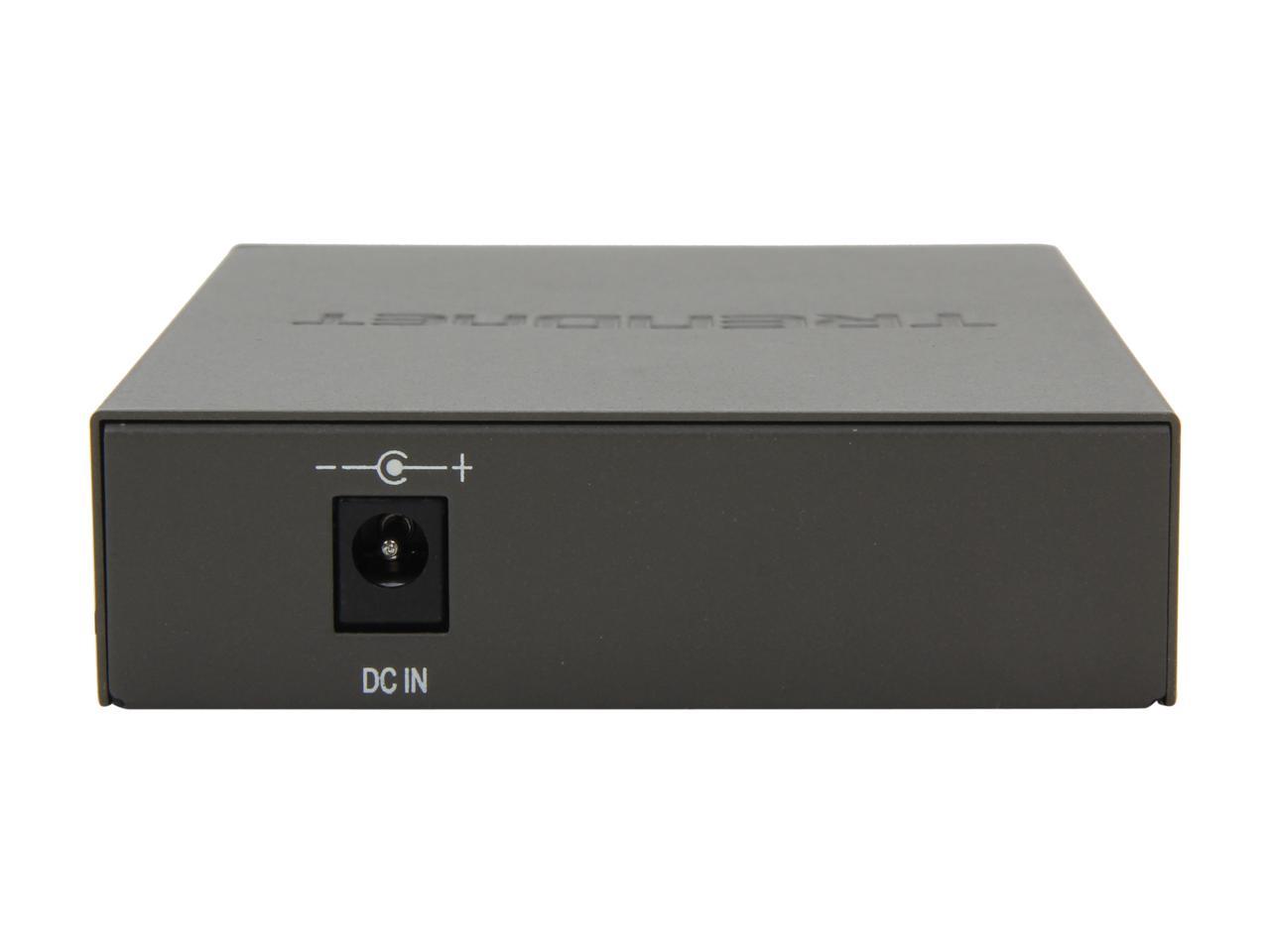 TRENDnet TFC-1000MGA 100/1000BASE-T to SFP Media Converter 1 x 10/100/1000Mbps Gigabit port 1 x 100/1000Base-SX/LX Mini-GBIC slot for optional Mini-GBIC modules