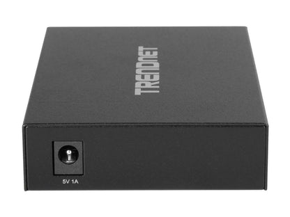 TRENDnet TFC-GMSC 1000Base-T to 1000Base-SX Multi-Mode SC Fiber Converter Gigabit Ethernet: 2000 Mbps (full duplex)Optical fiber: 1.25 Gbps 1 x 10/100/1000 Mbps Auto-MDIX Gigabit port1 x 100/1000 Mbps SC-type multi-mode fiber port