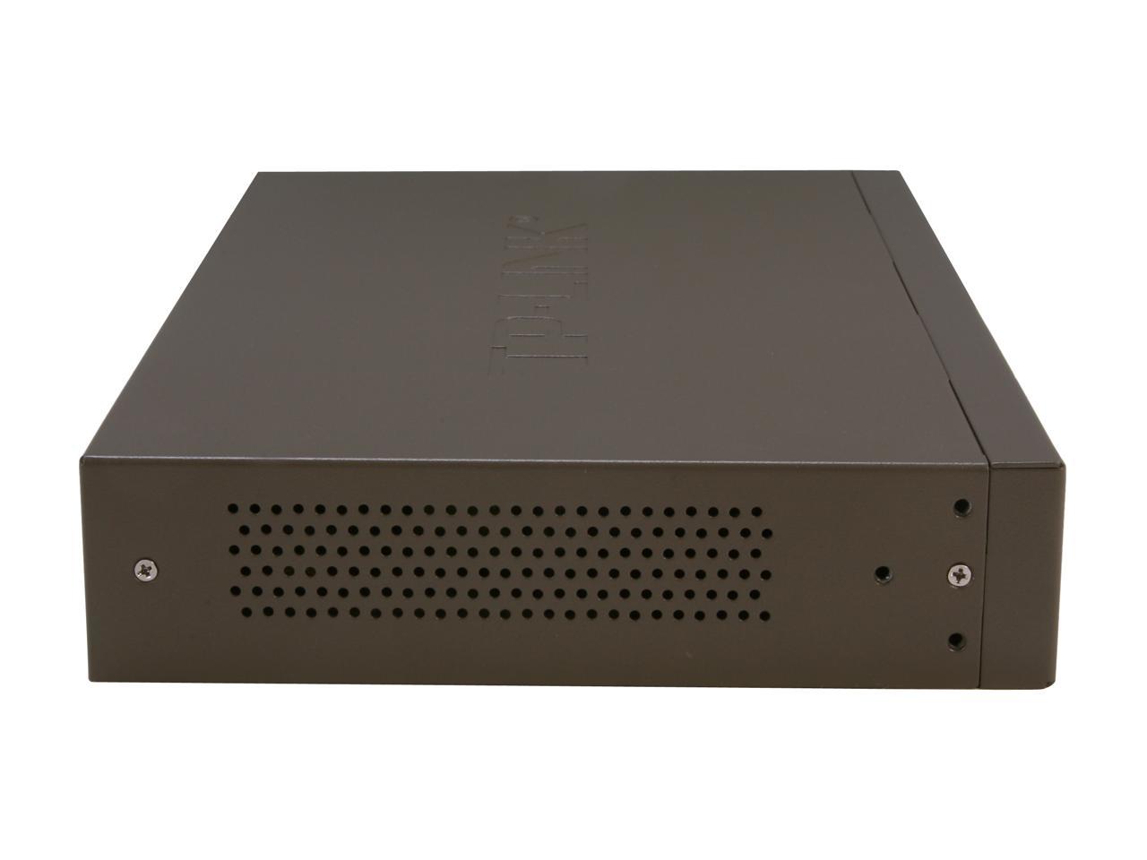 TP-LINK TL-SG1008 Unmanaged 10/100/1000Mbps 8-Port Gigabit Desktop/Rackmountable Switch, Metal case, Power-Saving