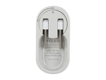 BELKIN F8J032tt04-WHT White Swivel Charger + Lightning ChargeSync Cable (10 Watt/2.1 Amp)