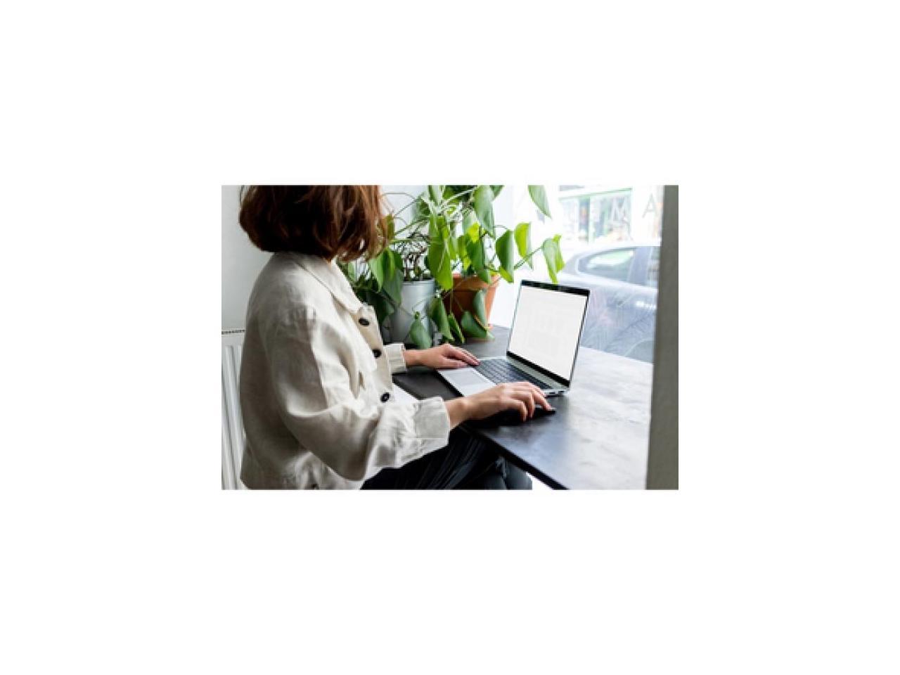 HP EliteBook x360 1030 G7 13.3" Touchscreen 2 in 1 Notebook - Intel Core i5 (10th Gen) i5-10310U Quad-core (4 Core) 1.70 GHz - 8 GB RAM - 256 GB SSD - Intel UHD Graphics Premium - In-plane Switch