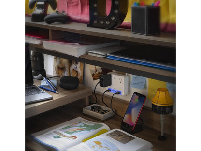 CyberPower Professional P3WUH 3-Outlet Surge Suppressor/Protector - 3 x NEMA 5-15R, 4 x USB - 120 V Input