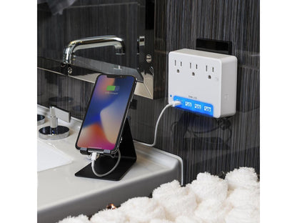 CyberPower Professional P3WUN 3-Outlet Surge Suppressor/Protector - 3 x NEMA 5-15R, 4 x USB - 120 V Input