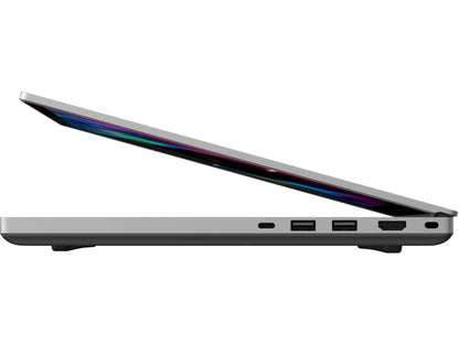 Razer Blade 15 Base Edition - OLED 4K 60Hz - GeForce RTX 2070 Max-Q - Mercury 16 GB Gaming Laptop