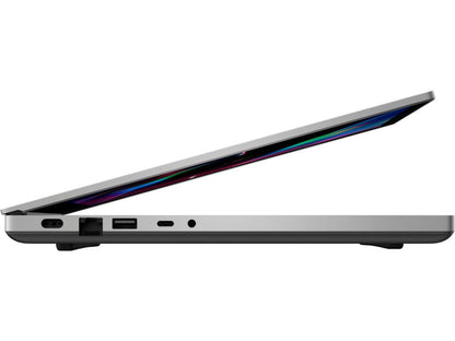 Razer Blade 15 Base Edition - OLED 4K 60Hz - GeForce RTX 2070 Max-Q - Mercury 16 GB Gaming Laptop